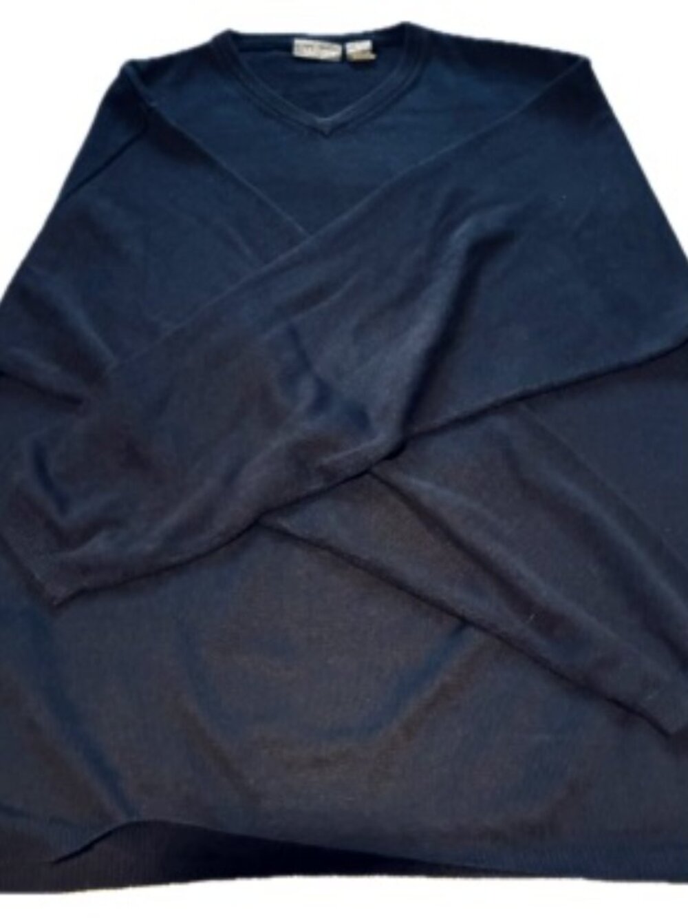 Van Heusen - Picture 2 of 3